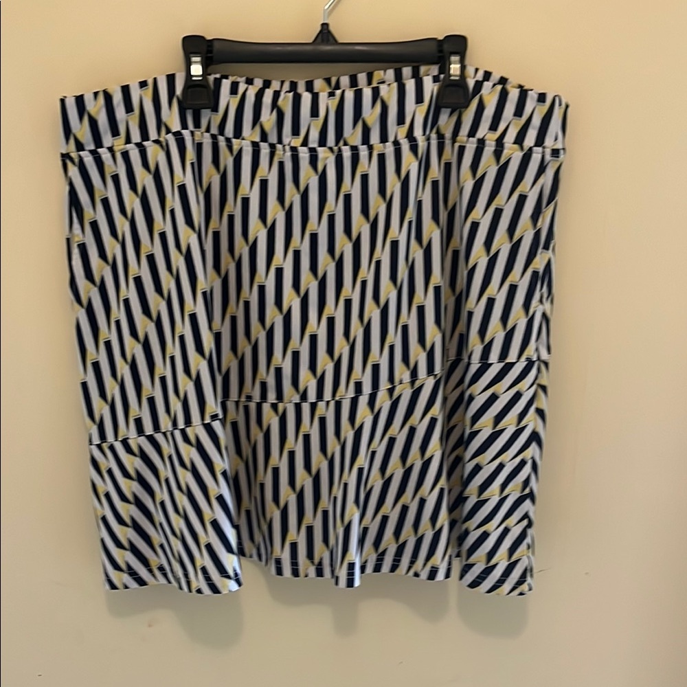 Sport Haley Black and White Bubble Skirt Knee-Length Casual
